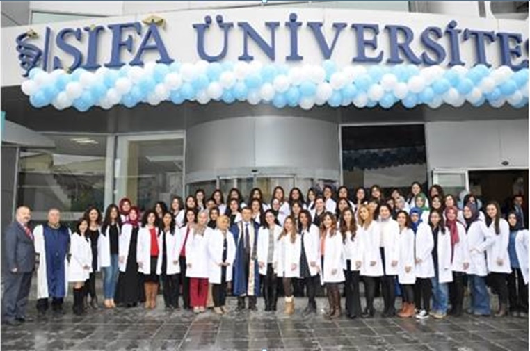 Şifa Üniversitesi-İzmir